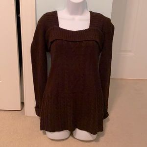 Super cute  cable sweater by Venus